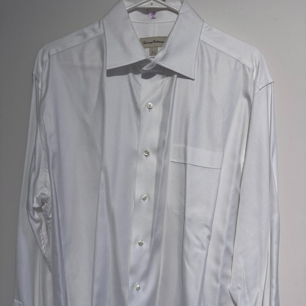 Tommy Bahama Men’s White dressy shirt